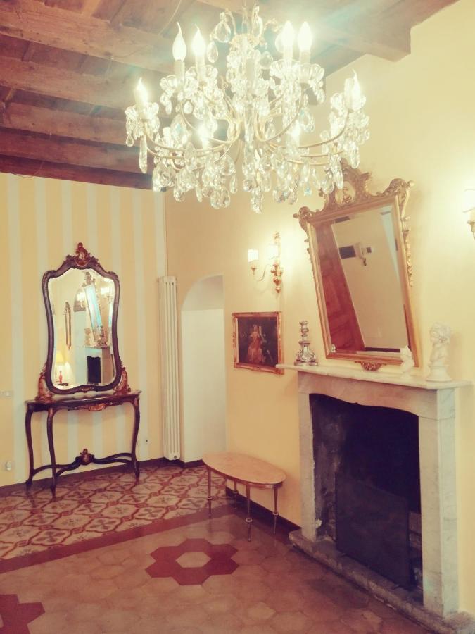 Il Rifugio Di Elizabeth Bed & Breakfast แบร์กาโม ภายนอก รูปภาพ