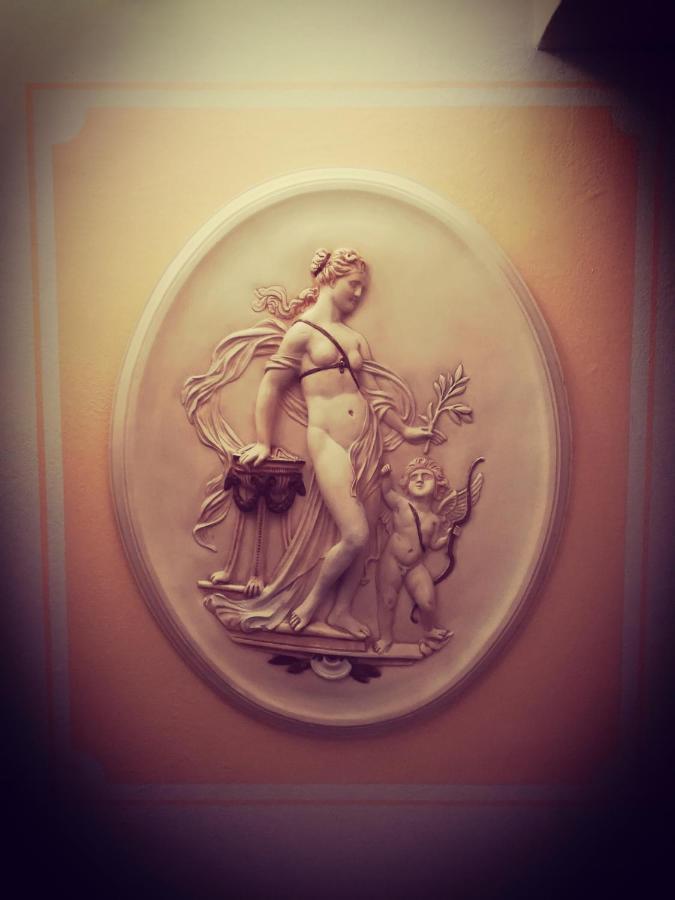Il Rifugio Di Elizabeth Bed & Breakfast แบร์กาโม ภายนอก รูปภาพ