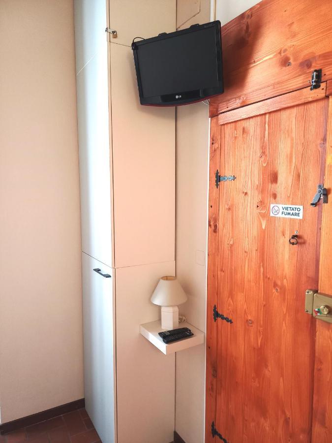 Il Rifugio Di Elizabeth Bed & Breakfast แบร์กาโม ภายนอก รูปภาพ